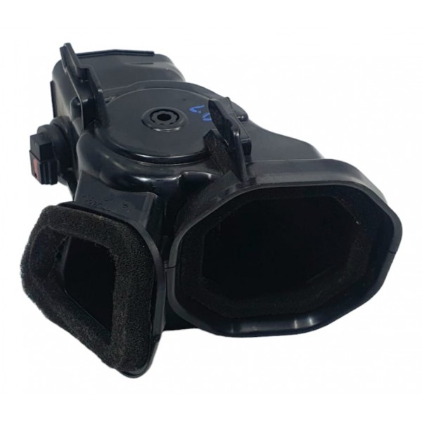 Duto Difusor De Ar Lado Direito Mercedes C180 2019