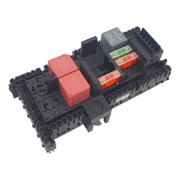 Caixa De Fusíveis Mercedes C180 2019