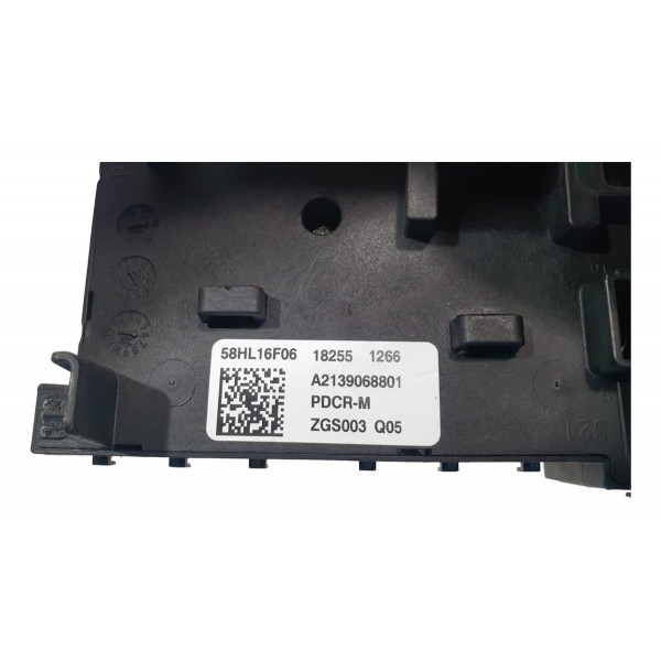 Caixa De Fusíveis Mercedes C180 2019