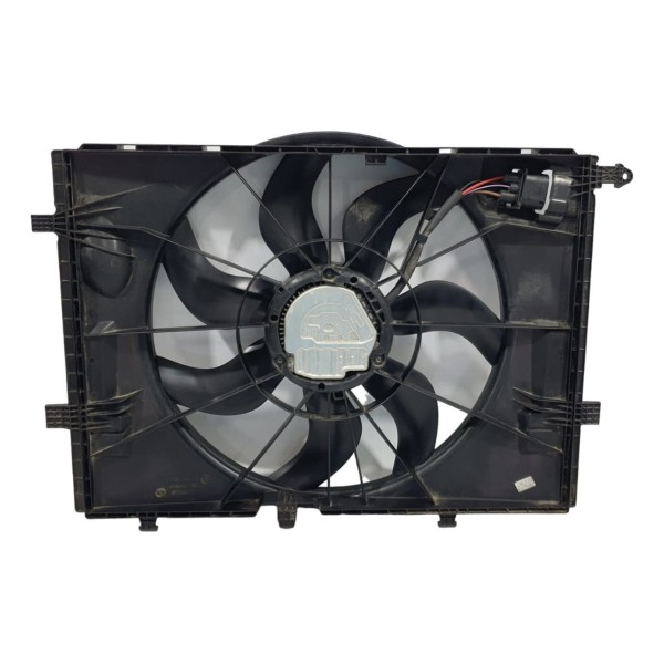 Ventoinha Com Defletor Mercedes C180 2019